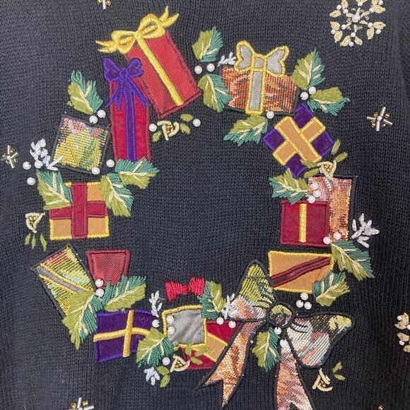 Vintage Pretty Christmas wreath sweater w/ Applique presents, embroidery❤️ - Picture 2 of 10